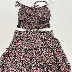 Wild Fable tank top and skirt set